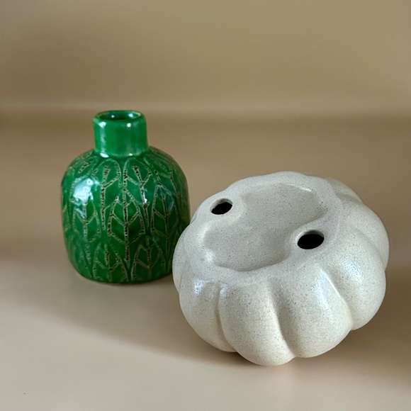 Small Green Vase and Pumpkin Decor - Picture 9 of 10